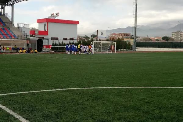 Bergama Futbol Akademi Tesisleri - Futbol Kulübü - İzmir Bergama