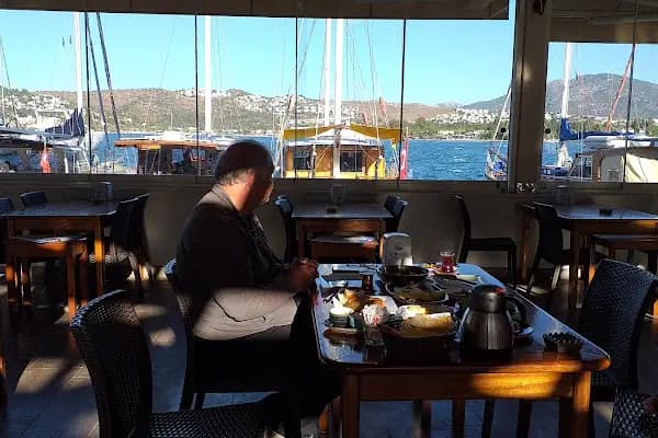 Bitez Cafe Restaurant - Restoran - Muğla Menteşe