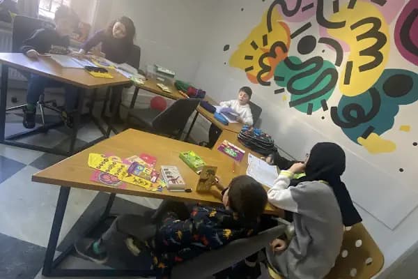 Multi Kids Akademi - Buca 6-13 - Etüt - Okul Destek - İngilizce - Matematik - Robotik - Satranç - Müzik - Sanat - Eğitim Merkezi - İzmir 