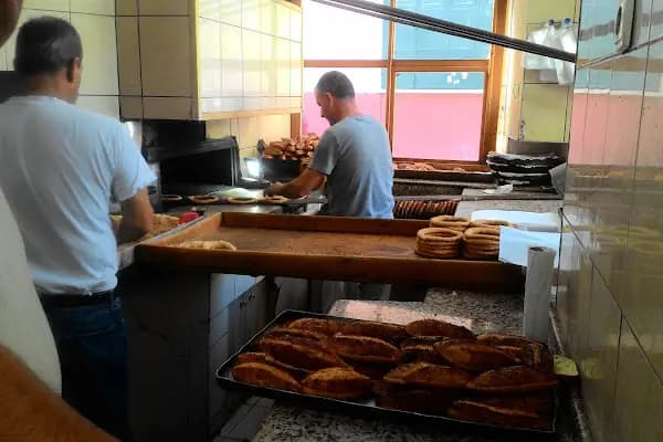 Tarihi Alsancak Gevrek Fırını - Fırın - İzmir Konak