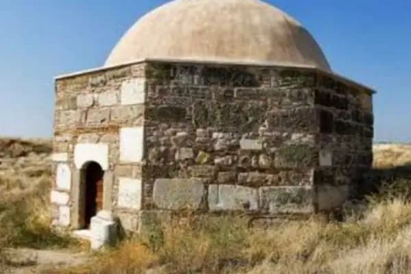 Beycesultan Türbesi - Tarihi Yer - Denizli Çal