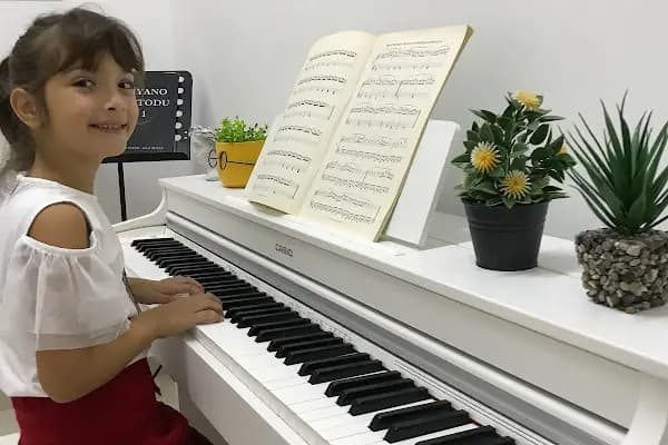 Vivaldi Sanat Akademisi - Müzik Okulu - Kocaeli Kartepe