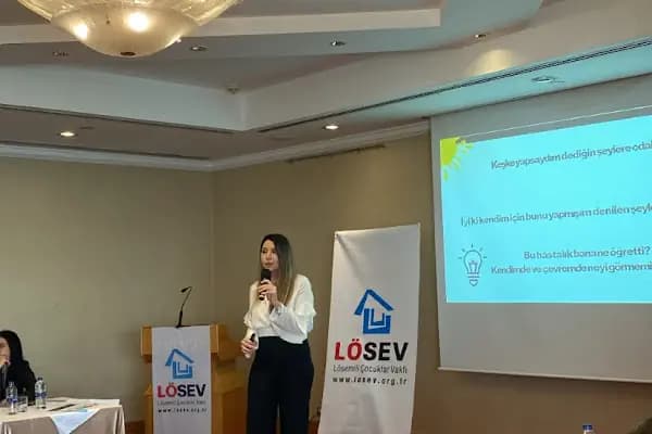 İzmirde Psikolog | Psikolog Ceren Yağcıköseoğlu - Psikolog - İzmir Bayraklı