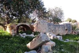 Zeus Tapınağı ve Kilise