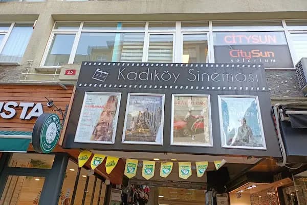 Kadıköy Sineması - Sinema Salonu - İstanbul Kadıköy