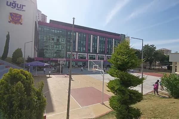 Uğur Okulları Narlıdere Kampüsü - Okul - İzmir Selçuk