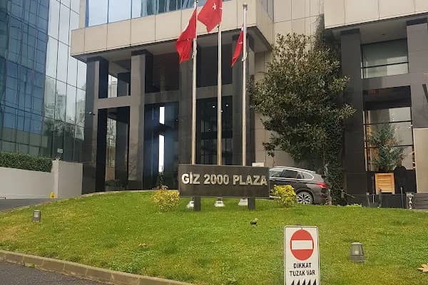Polonya Konsolosluğu - Elçilik - İstanbul Arnavutköy