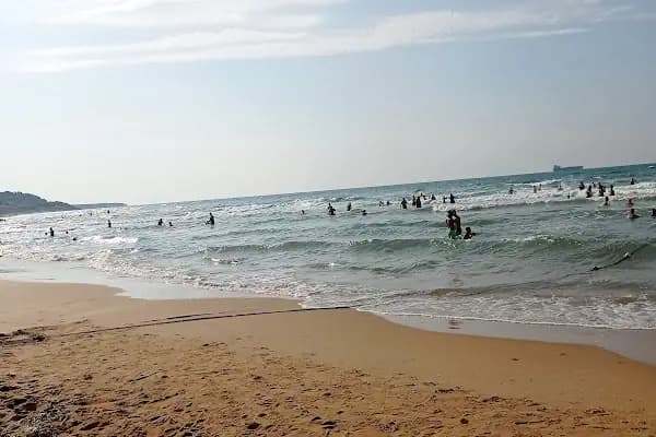 Gümüşdere Plajı - Yüzme Tesisi - İstanbul Sarıyer
