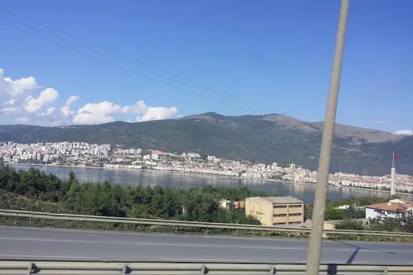 T.C. Uludağ Üniversitesi Gemlik Sunğipek-Asım Kocabıyık Yerleşkesi - Üniversite - Bursa Gürsu