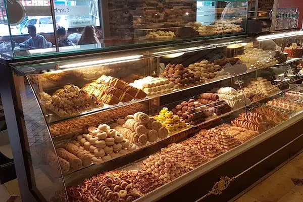 Cumhuriyet Ekmek Ve Pasta Fırını - Fırın - Ankara Çankaya