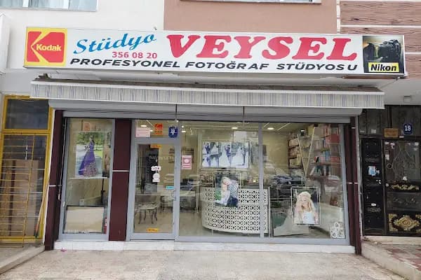 STÜDYO VEYSEL FOTOĞRAFÇILIK /1980 - Fotoğraf Stüdyosu - Ankara Çankaya