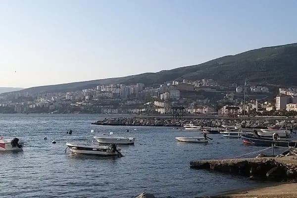 Lax Beach &amp; Cafe Bar - Bar - Bursa Gemlik