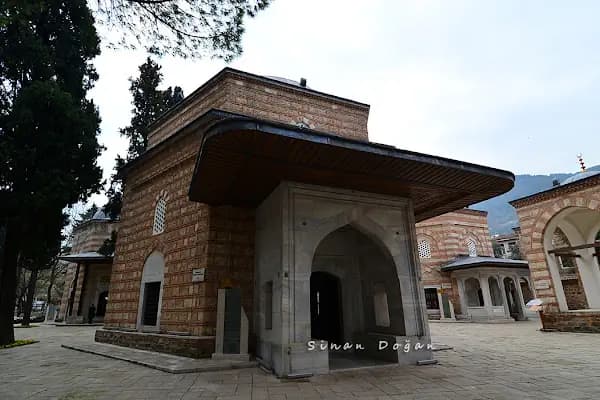 Cem Sultan Türbesi - Tarihi Yer - Bursa Harmancık