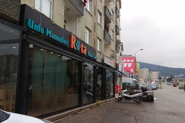 Unlu Mamulleri Rota Pasta Cafe - Fırın - İstanbul Ataşehir