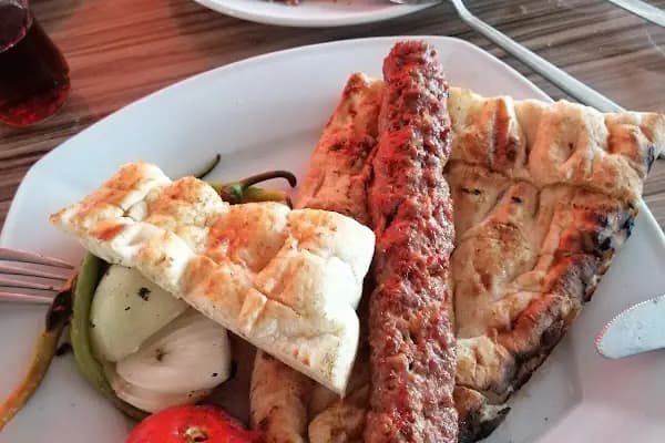 Deli Memonun Yeri - Restoran - Antalya Döşemealtı