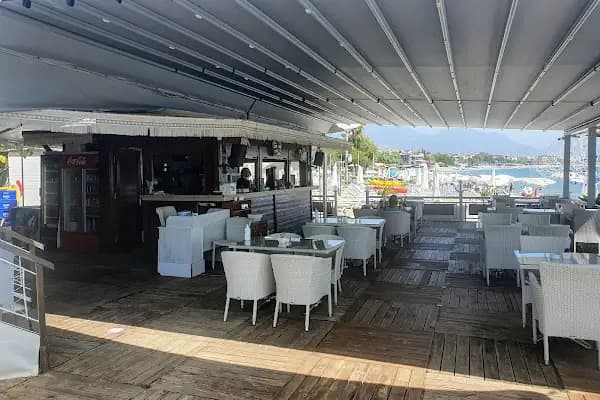 First Beach - Kulüp - Antalya Finike