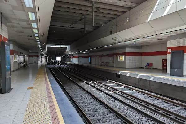 Nergiz - Tren İstasyonu - İzmir Karşıyaka