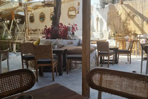 Wow Coffee Buca - Kahve dükkanı - İzmir Buca