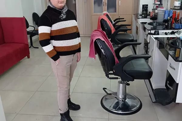 Serhat Erkek Kuaförü - Arnavutköy Kuaför - Kuaför - İstanbul Başakşehir