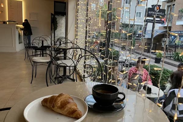 Happy Coffee - Kafe - İzmir Buca