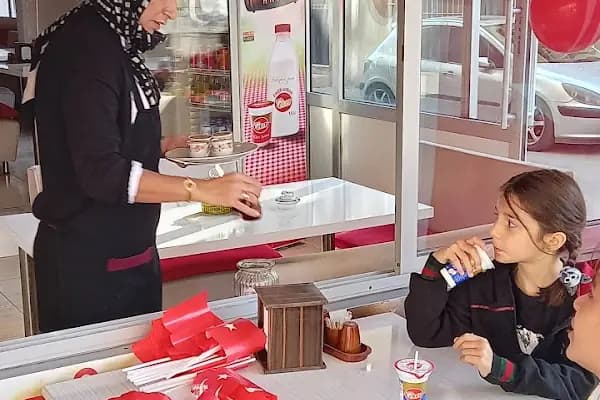 Al Fast Food - Fast food lokantası - İzmir Bornova