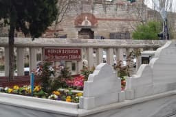 Prof. Dr.Necmettin Erbakan Makamı (Kabri)
