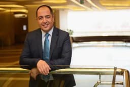 Doç. Dr. Tarık Çavuşoğlu | Botoks Ankara, Lazer Epilasyon, Jinekomasti, Karın Germe