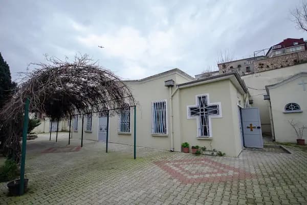 Panayia Vlaherna Ayazması Meryem Ana - Rum Ortodoks Kilisesi - İstanbul Beyoğlu