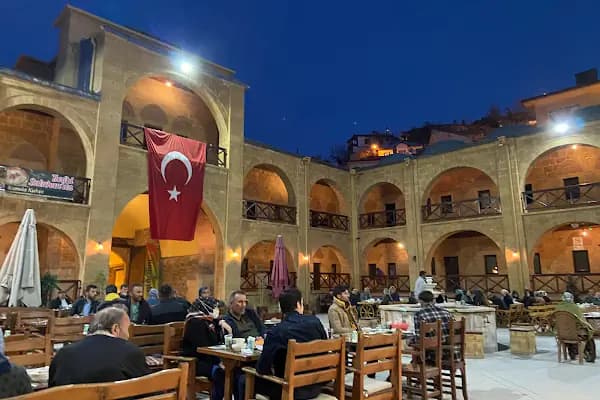 Suluhan Nasuh Paşa Hanı - Mağazalar ve Alışveriş - Ankara Beypazarı
