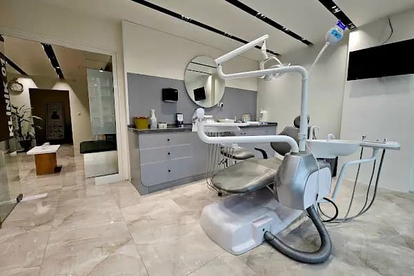 Özel DentMaster Ağız ve Diş Sağlığı Polikliniği - Diş Kliniği - Bursa İnegöl