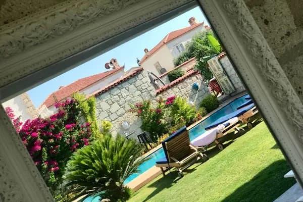 Alakapı Otel / Alaçatı - Butik - İzmir Aliağa