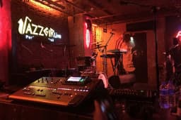 Jazzgır Live Performance Hall