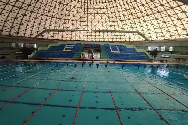 Ege Üniversitesi Prof.Dr. Sermed Akgün Olimpik Kapalı Yüzme Havuzu - Yüzme havuzu - İzmir Bergama
