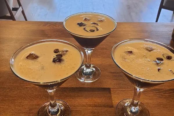 benchmark coffee - Kahve dükkanı - İzmir Aliağa