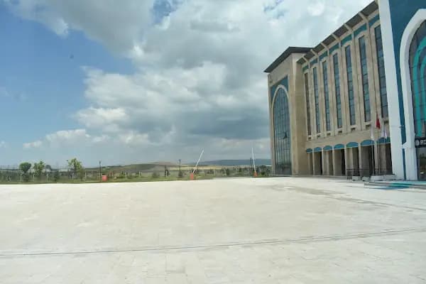 Yıldırım Beyazıt Üniversitesi Uluslararası Dokümantasyon Merkezi - Üniversite - Ankara Akyurt