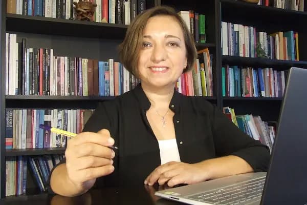 Uzm. Dr. Gözde Ertürk Durlanık, Psikiyatri - Psikiyatr - Adana İmamoğlu