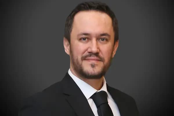 Op.Dr.İhsan Türkmen - Estetik Cerrah - İstanbul Kartal