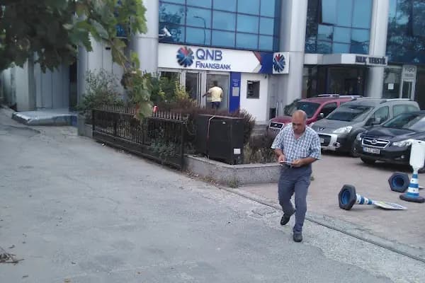 QNB Güneşli Şubesi - Banka - İstanbul Bağcılar