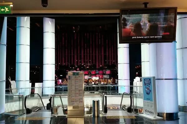 Paribu Cineverse Palladium AVM - Sinema Salonu - İstanbul Kartal