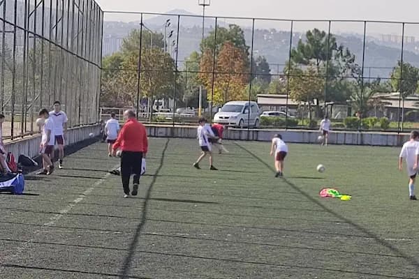 Beşirli Tenis Kopleksi - Tenis Kortu - Trabzon Of