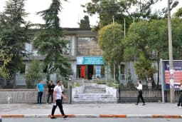 Doçent Dr. Gül ÜNSEL BOLAT (Çocuk psikiyatri)