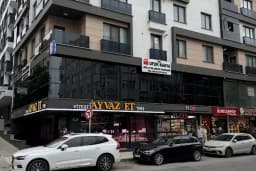 Fabbrica Cafe &amp; Bar