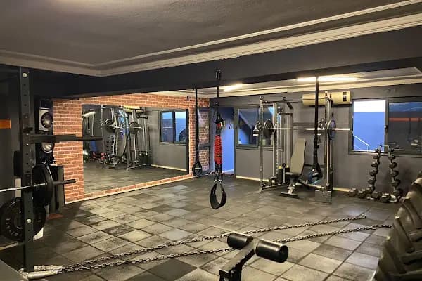 FITSTOP PERSONAL TRAINING STUDIO - Spor salonu - İzmir Bayraklı