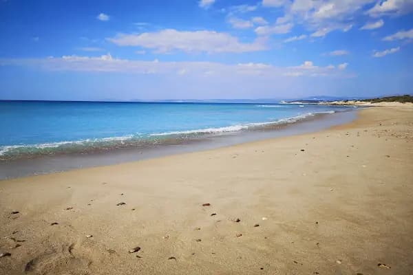 ÇATAL AZMAK HALK PLAJI - Turistik Yer - İzmir Menderes