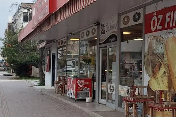 Öz Fırın Unlu Mamüllerİ - Fırın - Antalya Döşemealtı