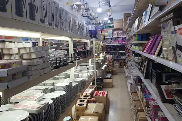 Meydan Park Alişveriş Merkezi - Alışveriş merkezi - İstanbul Bağcılar