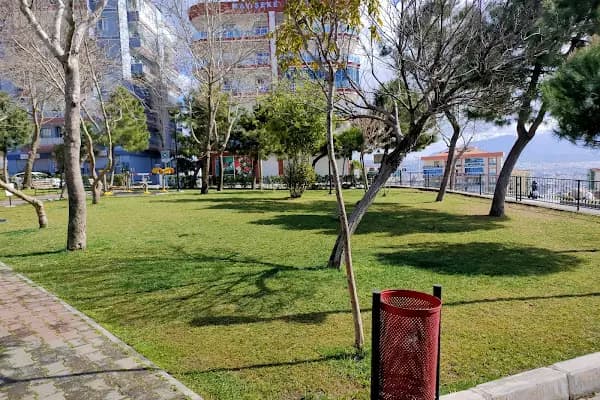 Polis Amca Parkı - Park - İzmir Buca