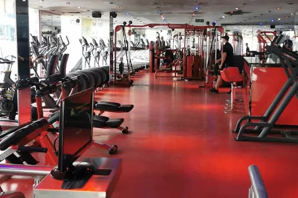 X Fit İstanbul - Spor salonu - İstanbul Bağcılar