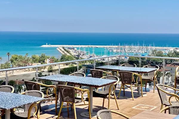 Zirve Cafe - Kafeterya - Antalya Finike