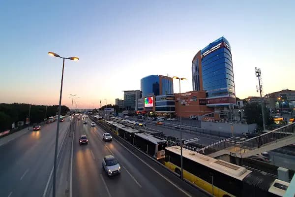 Bahçelievler Metrobüs - Ulaşım Hizmeti - İstanbul Ataşehir